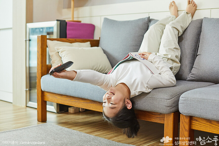 성인ADHD_성인주의력결핍과잉행동장애_부천성인심리상담센터마음소풍_02.jpg