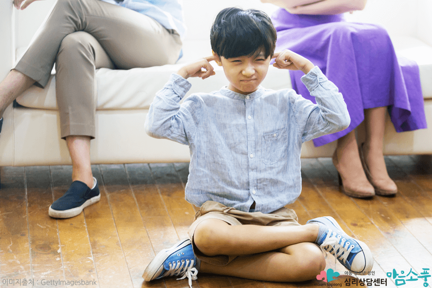 아동놀이치료_모래놀이치료_부천아동심리상담센터마음소풍_03.png