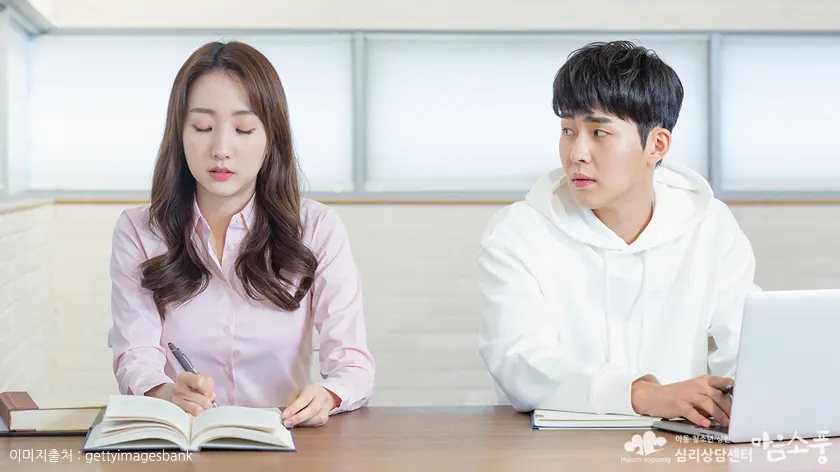 편집증 사례 - 연인 관계에서 사랑이 의심으로 변할 때